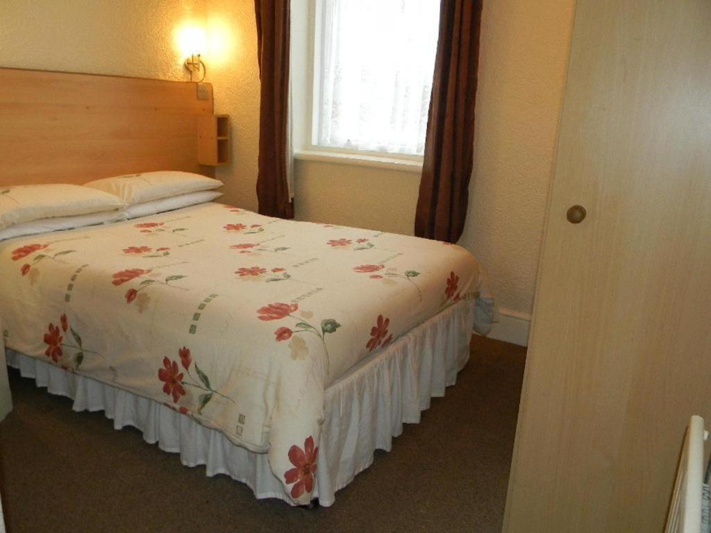 Dora Hotel Blackpool Exterior foto